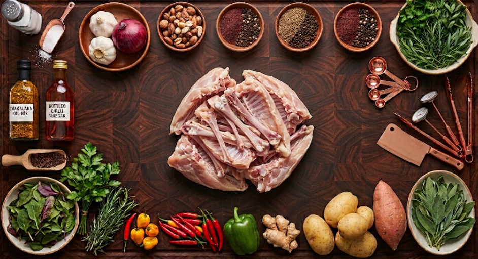 CHICKEN BREAST BONES P/KG TRAY